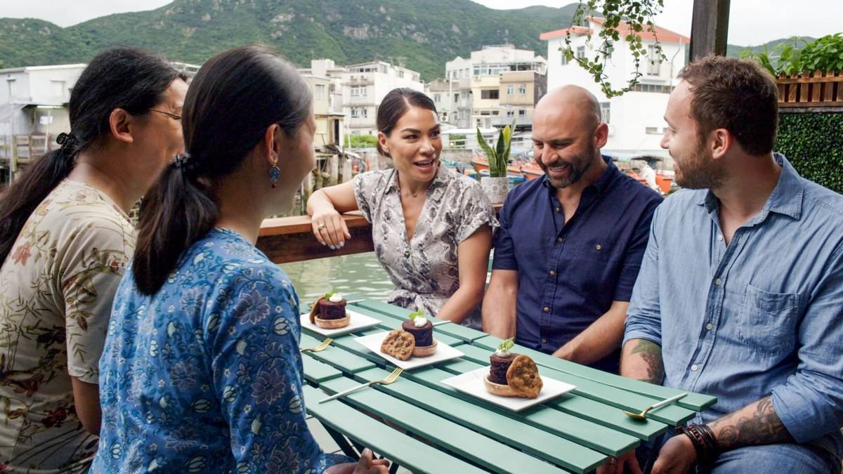 <p>There's a double meaning to the title of Netflix's <i>Restaurants on the Edge</i>. A group of experts (a restaurateur, designer, and chef) team up to remodel restaurants on the brink of closure, but the catch is that the locations of these restaurants are in some of the most stunning parts of the globe.</p> <p>While the show strives to help the failing restaurant owners, it also focuses on the scenery around the restaurant and the remodeled interiors, as opposed to the owners learning about what went wrong with their businesses.</p>