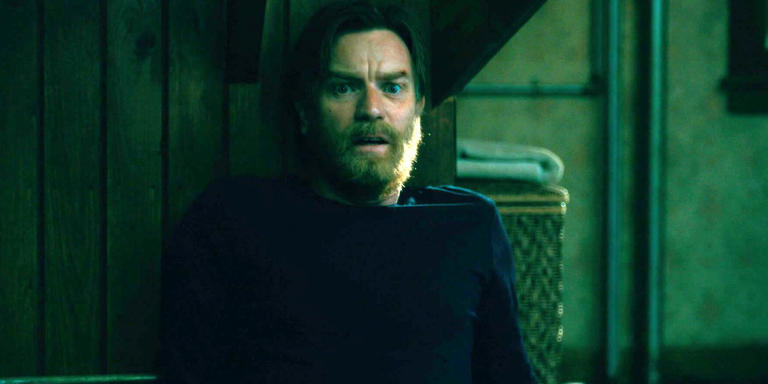 Ewan McGregor as Danny Torrance looking scared in Doctor Sleep