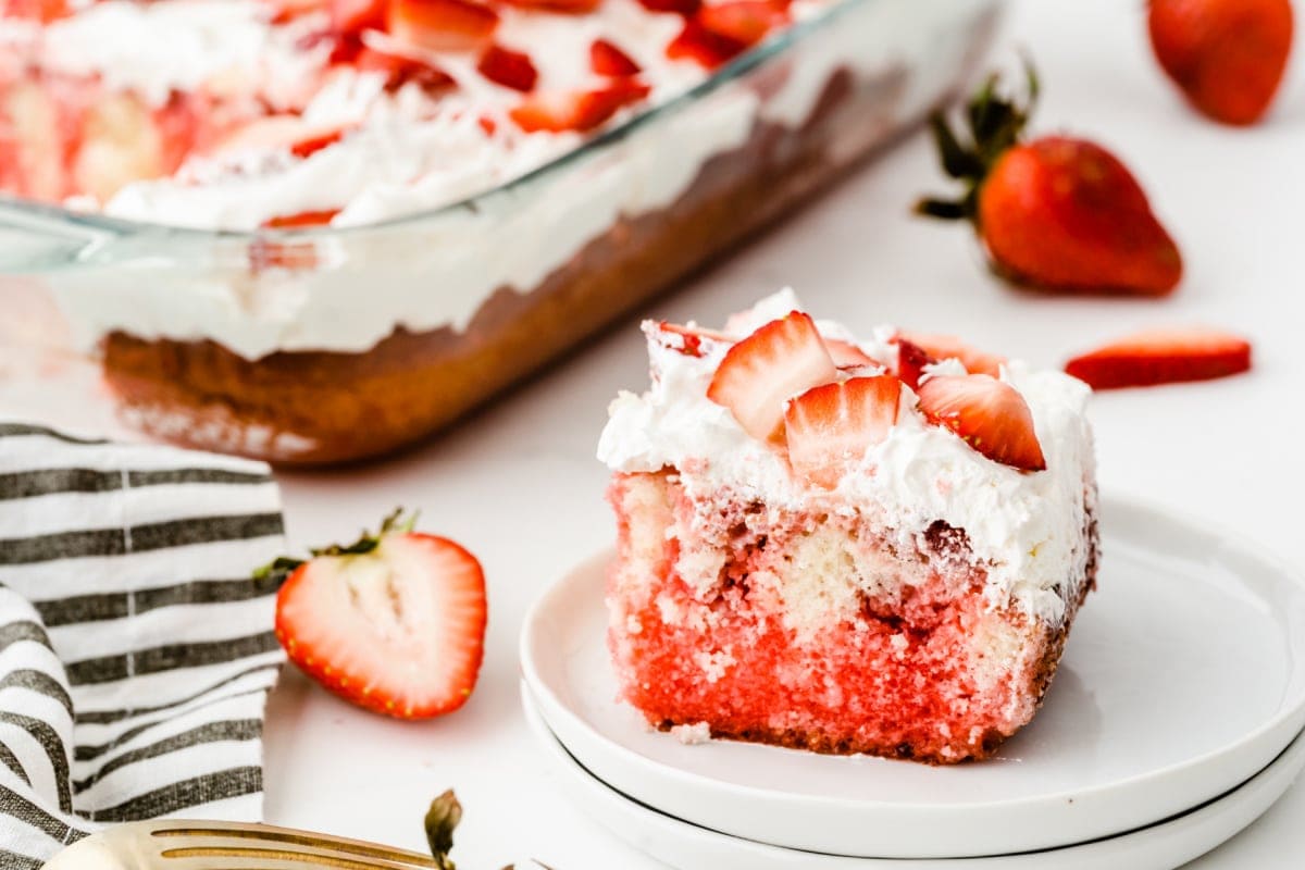 Easy Strawberry Poke Cake Recipe (With Jello)