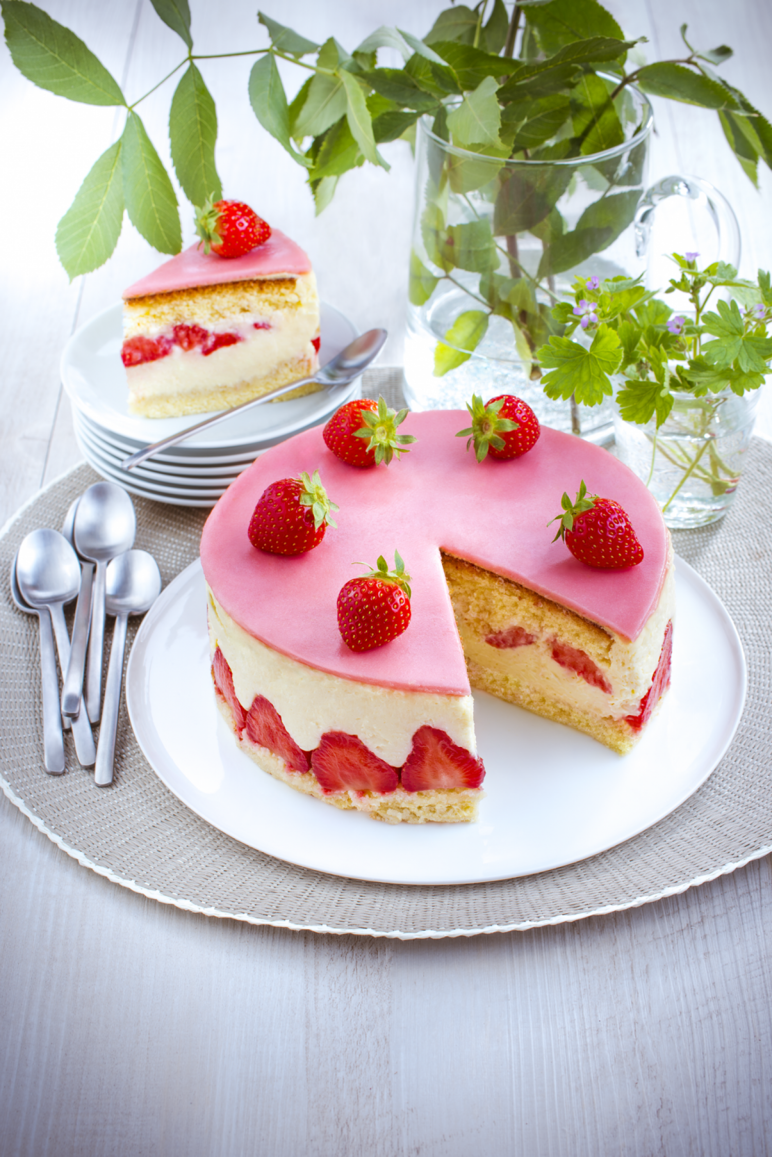 Erdbeeren: Unser Lieblings-Frühlingsbote in 50 kreativen Rezepten