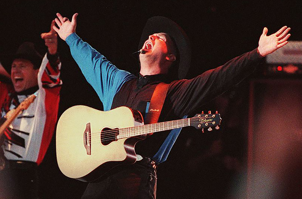 <p>Nicknamed "Garthstock," on August 7, 1997, Brooks played a free concert in Central Park that grew to be the largest concert ever held there. Then-New York City mayor Rudy Giuliani's office assumed that the concert would only bring in an audience of around 300,000 because of the areas limited affinity to country music. </p> <p>However, after the show, the New York City Fire Department estimated that there were approximately 980,000 in attendance. The show was filmed and broadcast live by HBO with Billy Joel and Don McLean performing as special guests. </p>