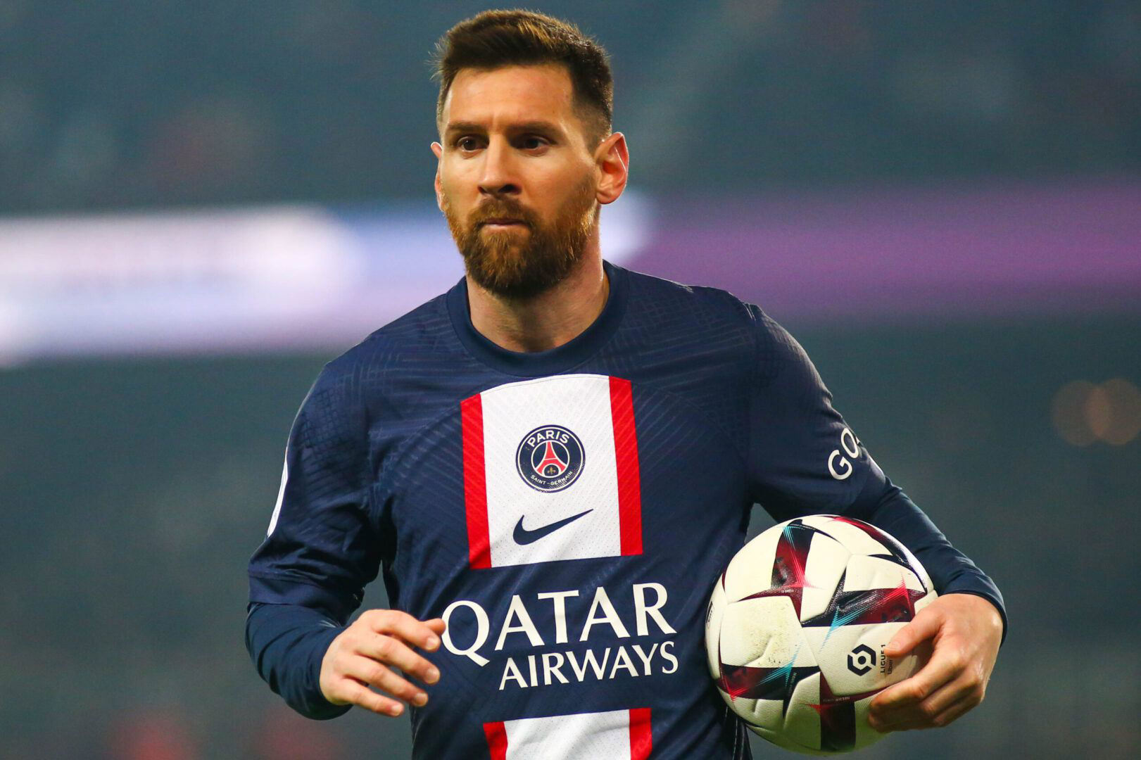 Is Lionel Messi richer than Cristiano Ronaldo?