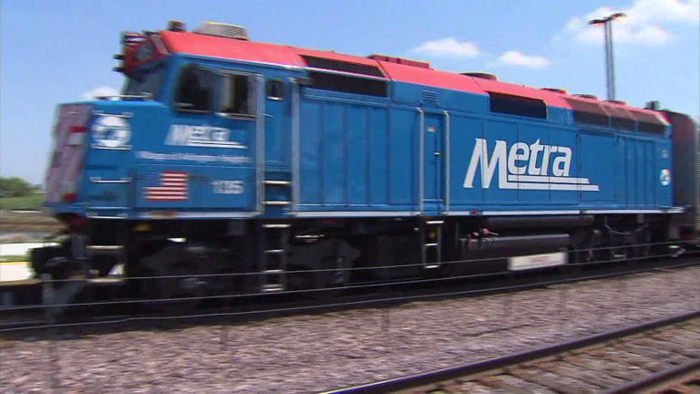 Metra trains to run on reduced schedules Friday due to dangerously cold ...