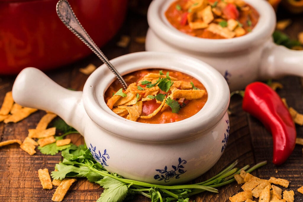 <p>This Chili’s copycat chicken enchilada soup recipe is easy, tasty, and perfect for any night of the week. It can be made with rotisserie or leftover chicken.<br><strong>Get the Recipe: <a href="https://xoxobella.com/chicken-enchilada-soup-chilis-copycat/?utm_source=msn&utm_medium=page&utm_campaign=msn" rel="noreferrer noopener follow">Chicken Enchilada Soup – Chili’s Copycat</a></strong></p>
