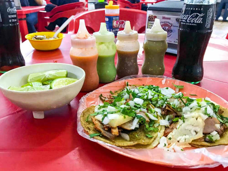 Are you looking for the best food tours in Playa del Carmen, Mexico? You’ve come to the right guide because I live in Pl