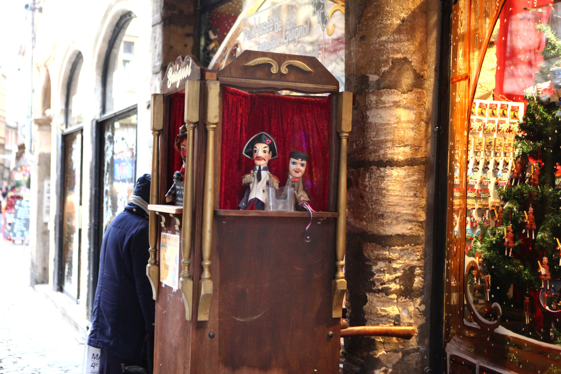 Le petit musée de Guignol ravira les petits et grands: ce musée à l’effigie de la marionnette lyonnaise retrace l’histoire de la création de Guignol, et vous emmène à la découverte des marionnettes du monde.