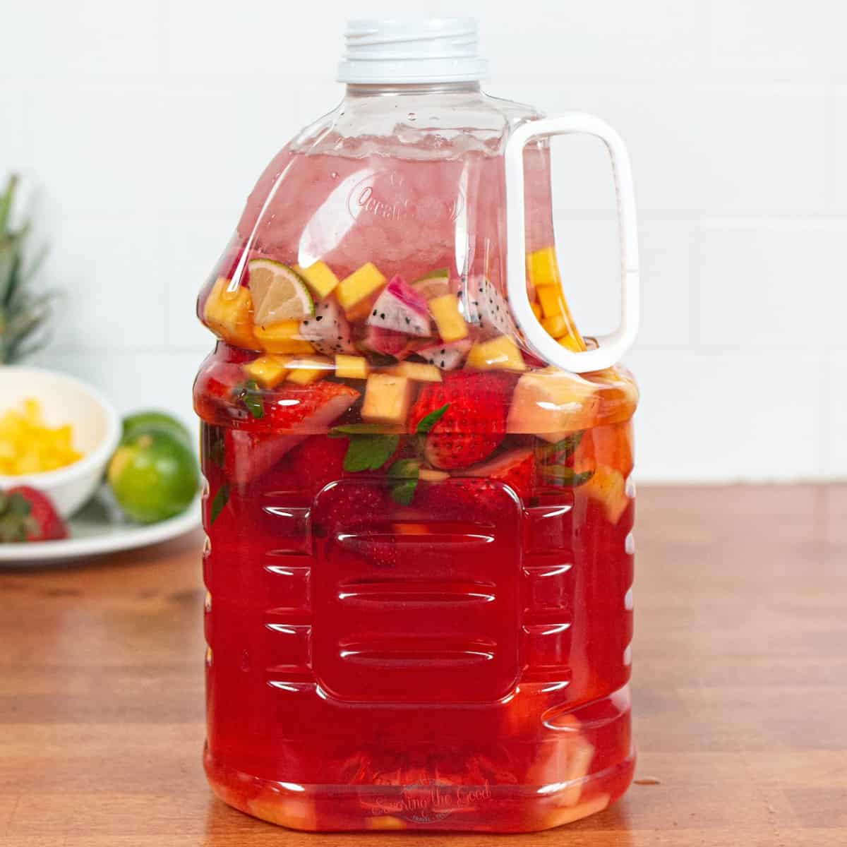 Easy Jungle Juice Recipe (Gallon & Party To Go)