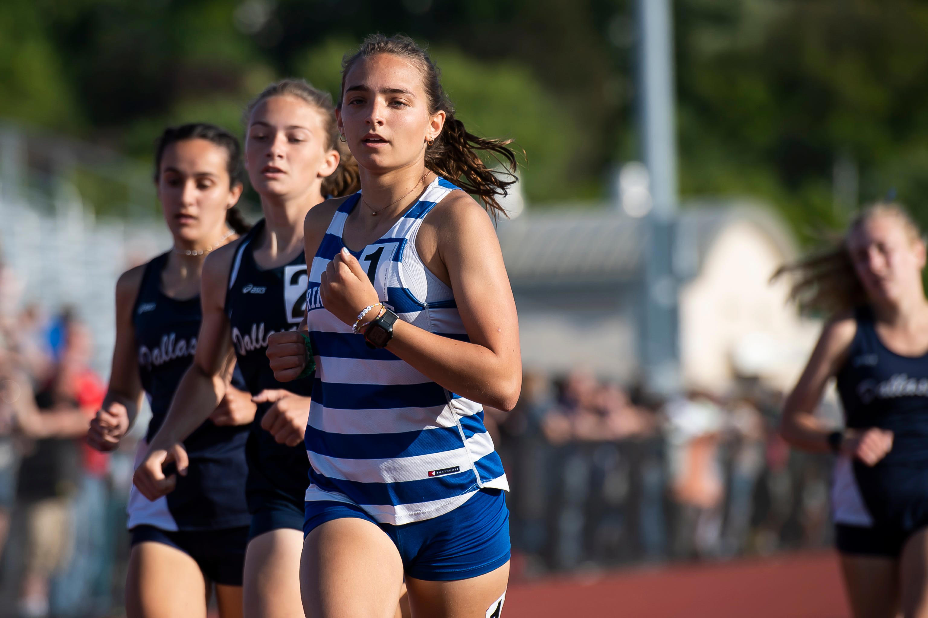 Freshman captures 4 golds at YAIAA track and field championships as 5