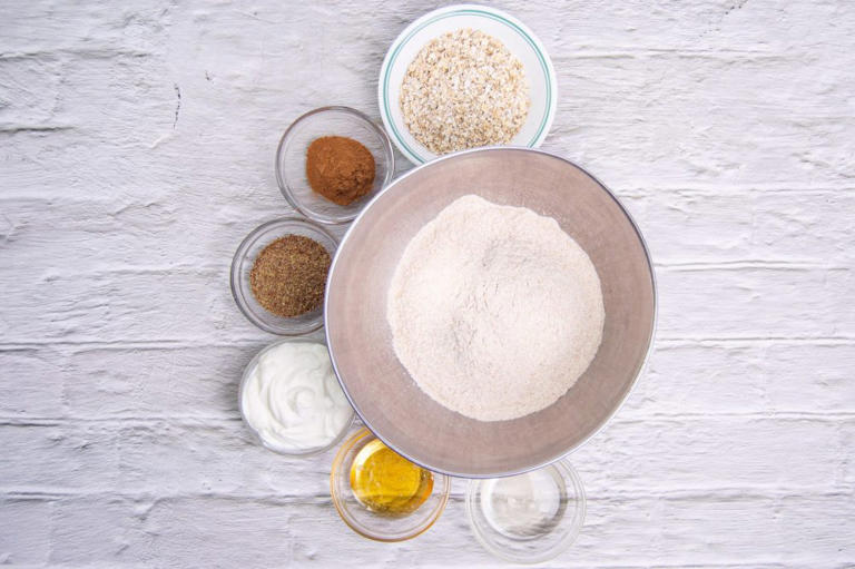 Homemade Cinnamon Oatmeal Dog Treats Recipe