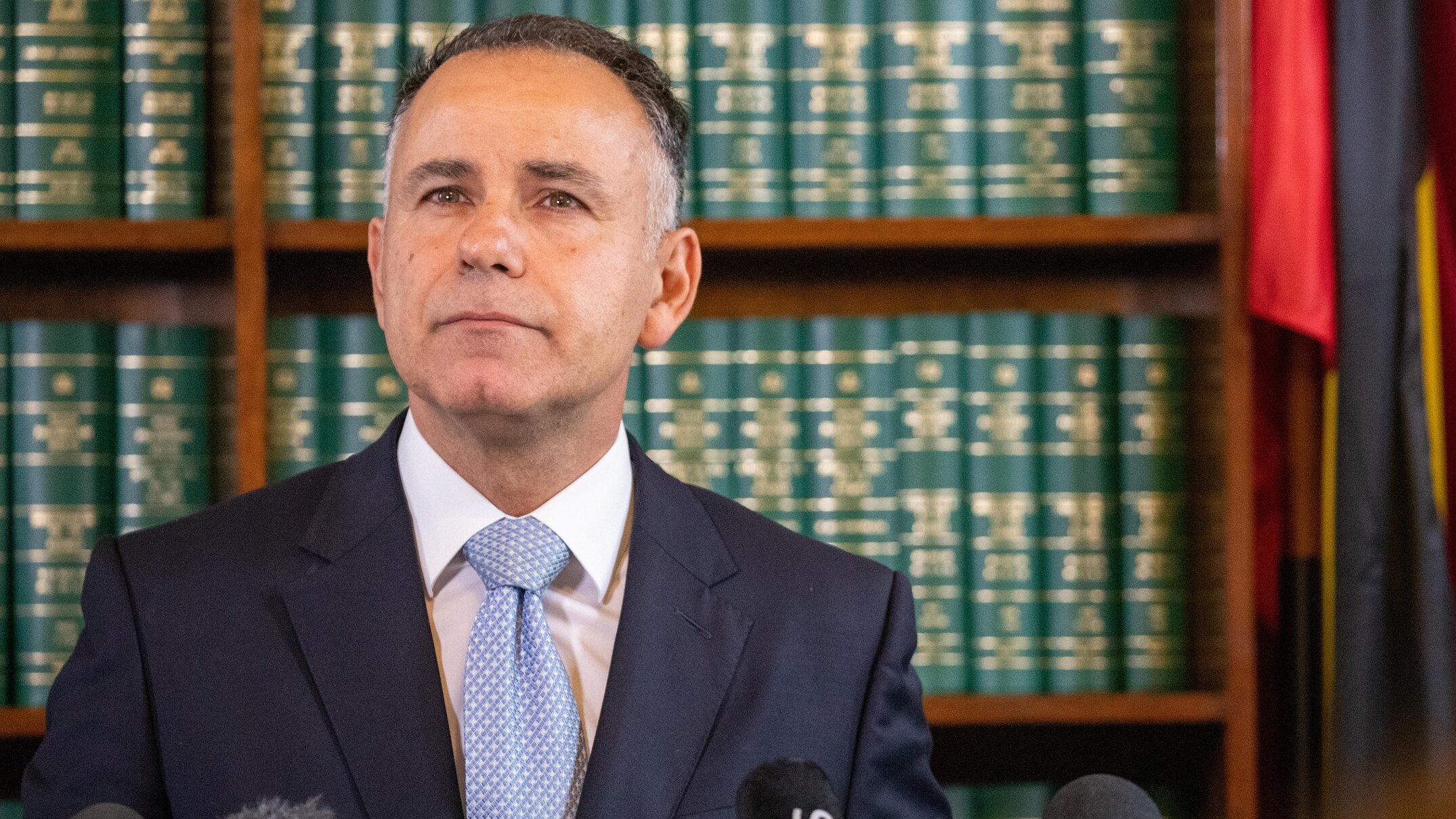 Victorian Opposition Leader John Pesutto loses two senior advisors in