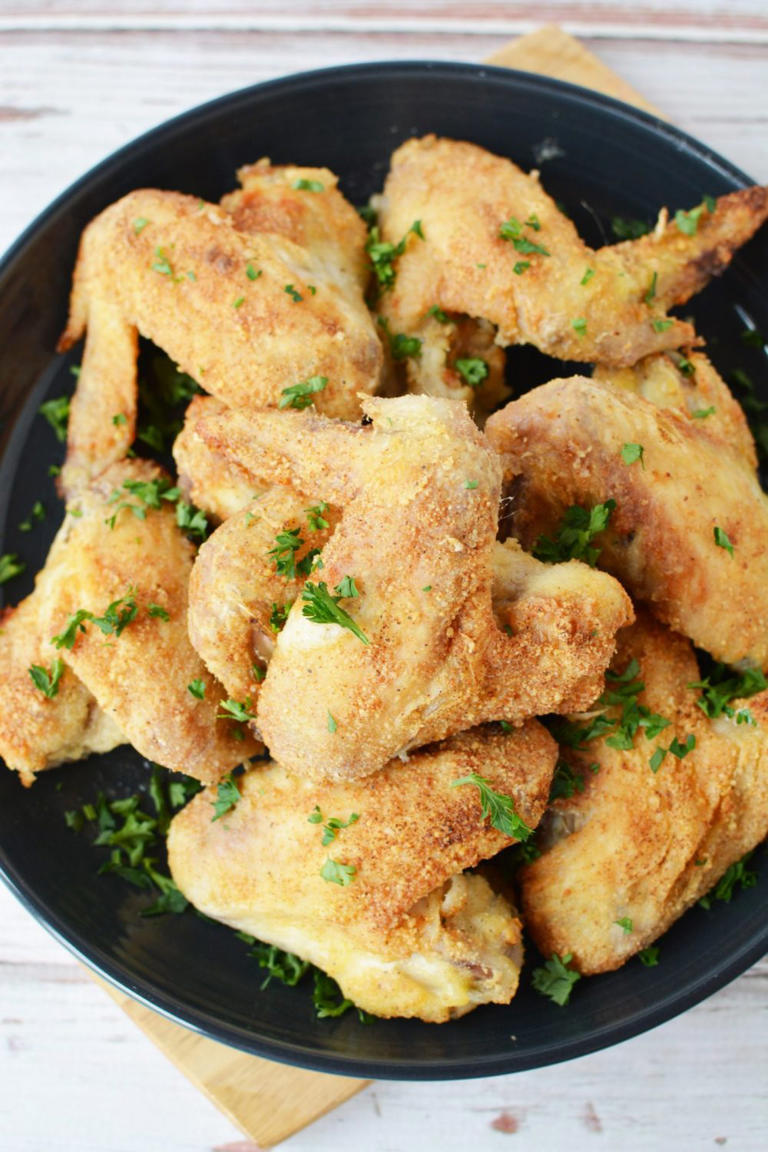 Air Fryer Garlic Parmesan Chicken Wings Recipe