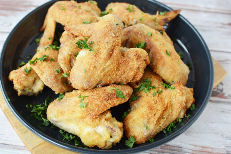 Air Fryer Garlic Parmesan Chicken Wings Recipe