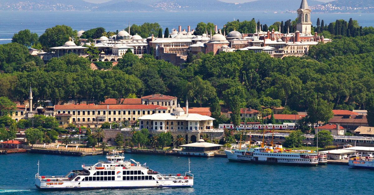 <p> An incredible way to take in some of Turkey’s rich history is to cruise along the Golden Horn. This short ferry trip begins at the Haliç (Golden Horn) Dock and makes its way to Eyüp.  </p> <p> Riders pass by incredible centuries-old architecture and beautiful churches. The cruise takes just over a half-hour and offers some beautiful photo ops.  </p> <p>  <p class=""><a href="https://financebuzz.com/top-no-interest-credit-cards?utm_source=msn&utm_medium=feed&synd_slide=13&synd_postid=11551&synd_backlink_title=Pay+no+interest+until+nearly+2025+with+these+credit+cards&synd_backlink_position=9&synd_slug=top-no-interest-credit-cards">Pay no interest until nearly 2025 with these credit cards</a></p>  </p>