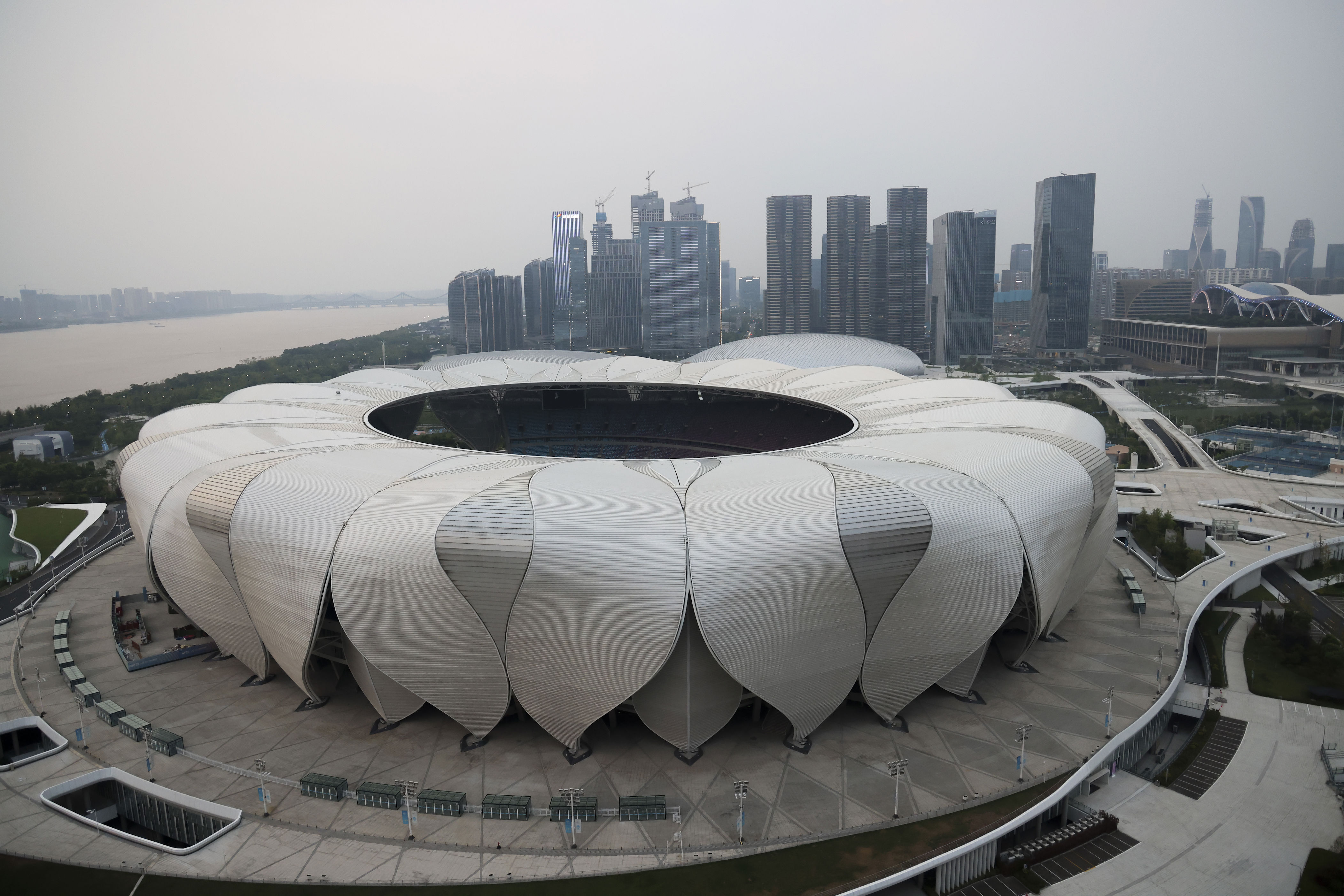 50 largest sports stadiums in the world