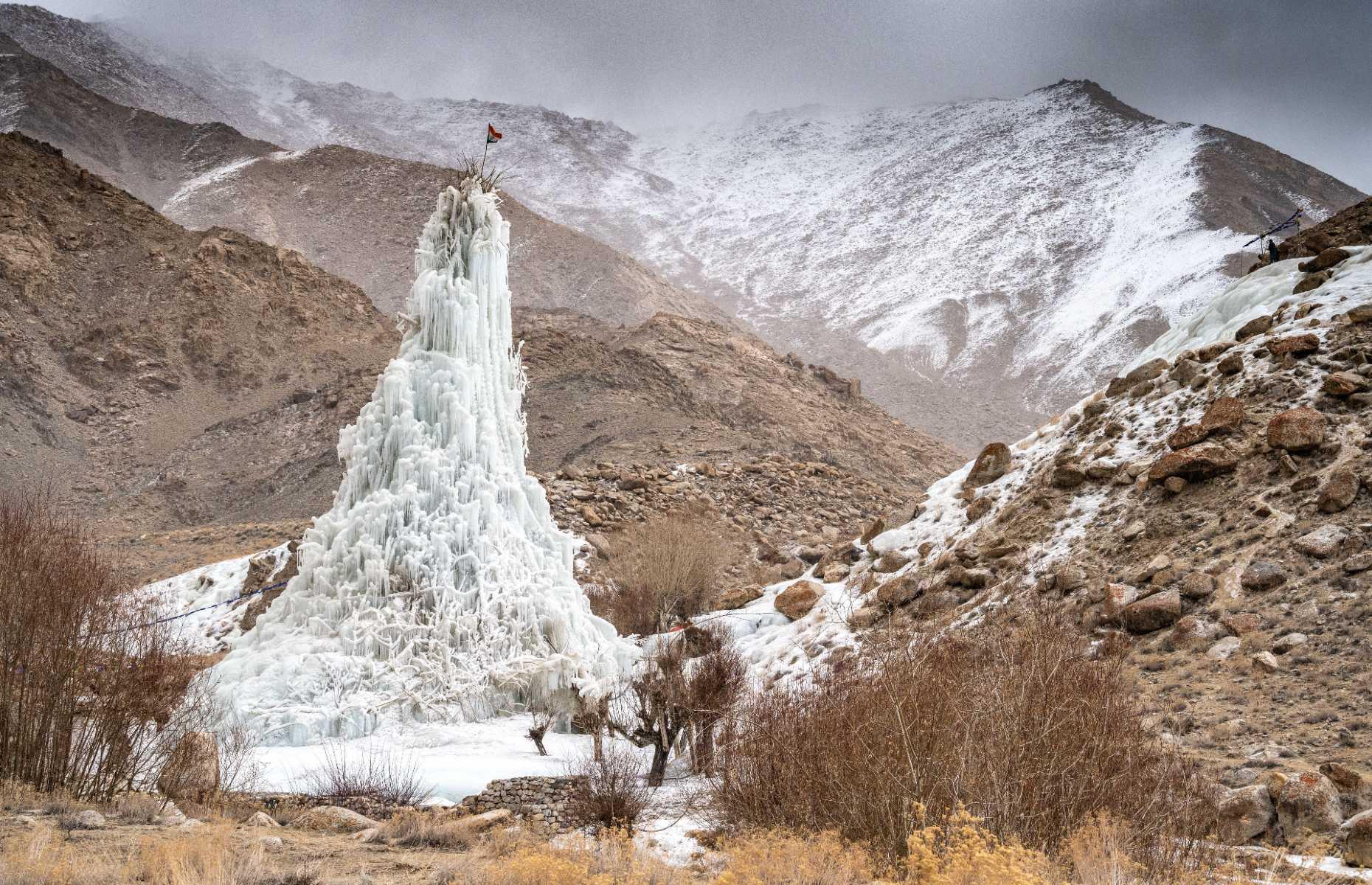 26 amazing facts about the Himalayas