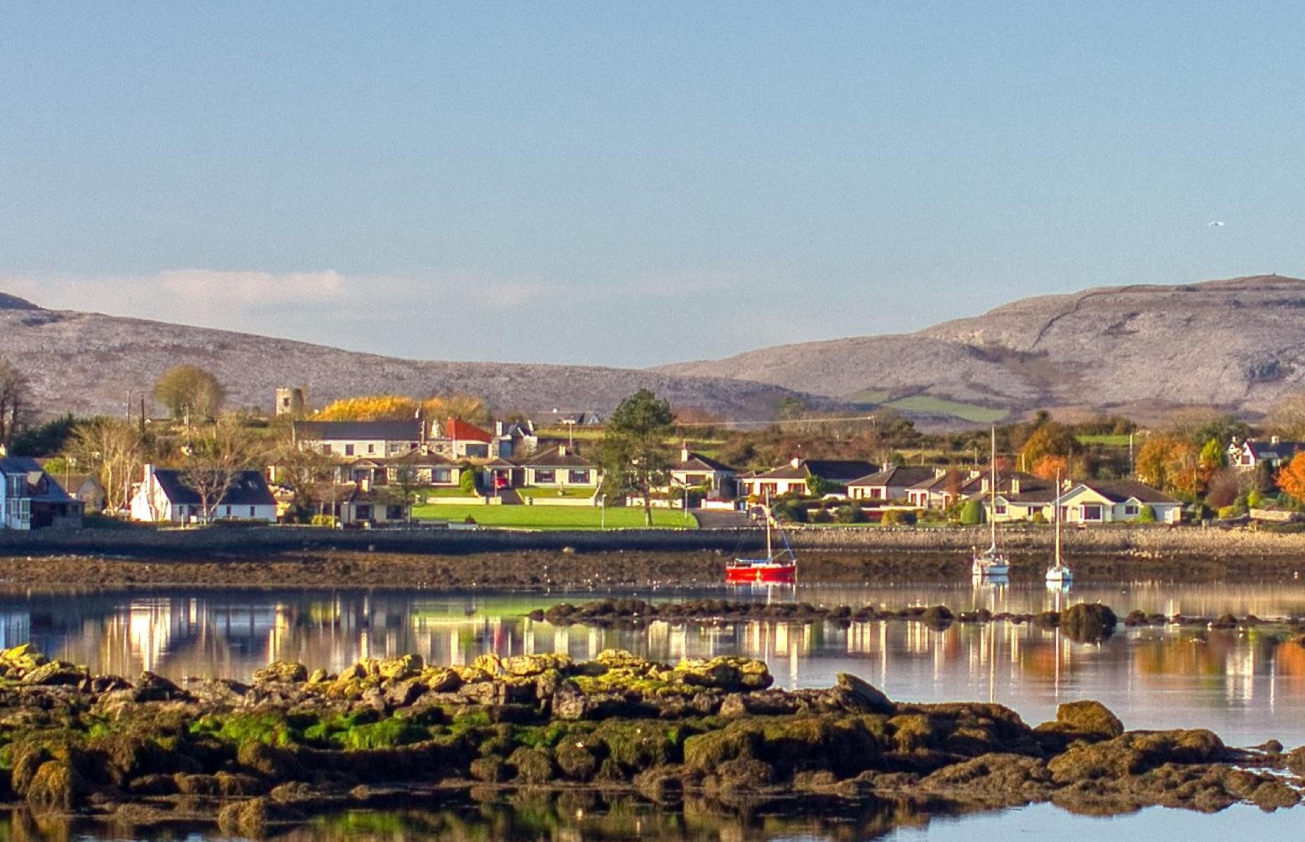 Ireland is a place of rich diversity, from rugged landscapes fringed by the windswept sea to heritage-led villages steeped in history, culture and rich greenery. With so many places to choose from, we’ve rounded up a selection of the most beautiful small towns and villages to visit on the Emerald Isle.
