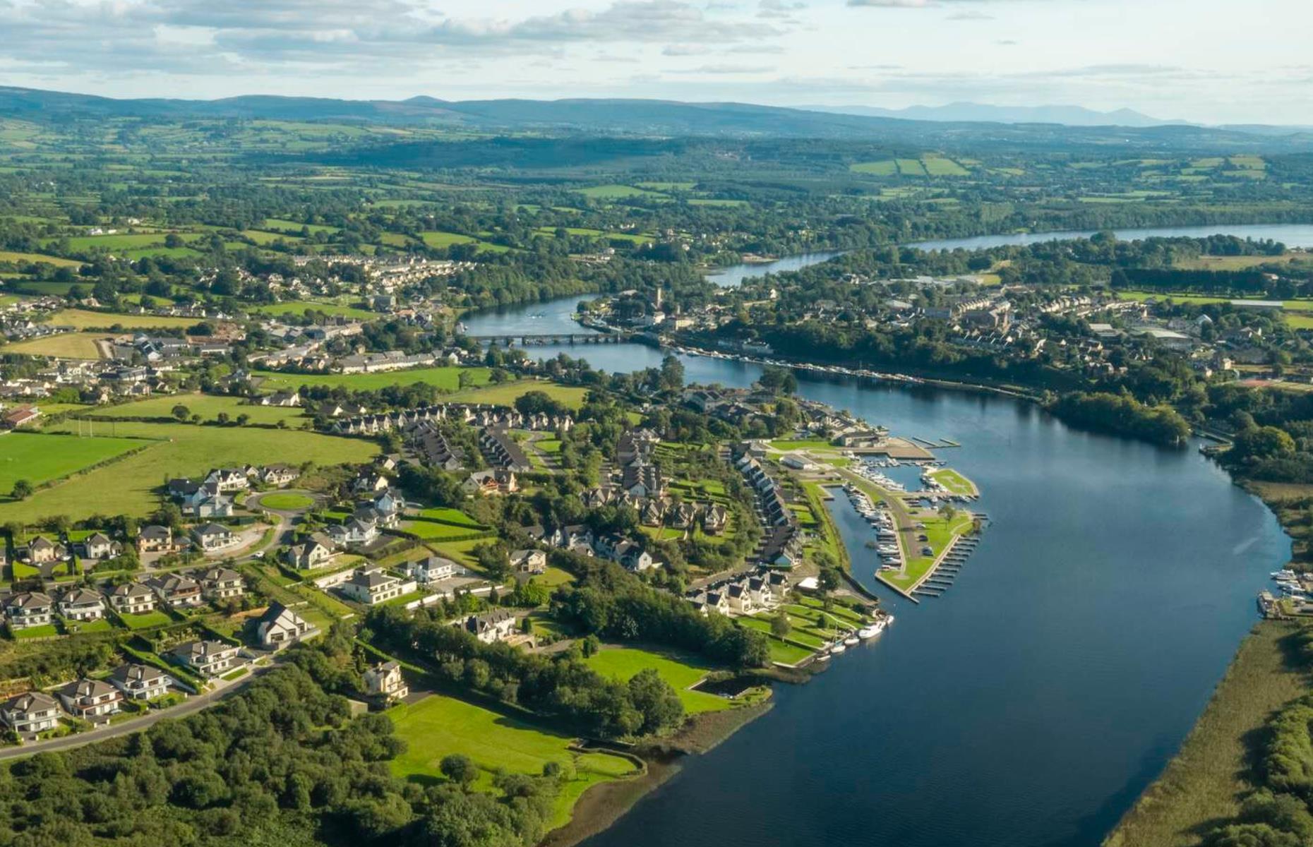 Scenic Killaloe is blessed with a beautiful setting on the River Shannon. The waterside market town is steeped in history, from medieval churches to charming streets. Lovely walks include strolling across the 13-arch stone bridge to the twin town of Ballina, following the  river as it flows gracefully upstream.