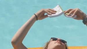 Pool-Side Etiquette. Do the Right Thing This Summer