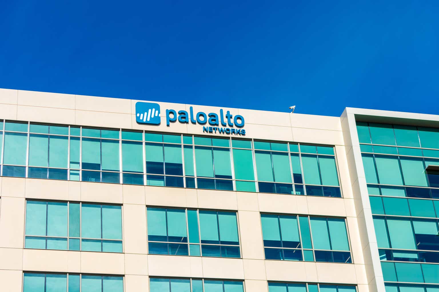 Palo Alto Networks 2024 Cybersecurity Demand High As Is Valuation   AA1bCuAa.img