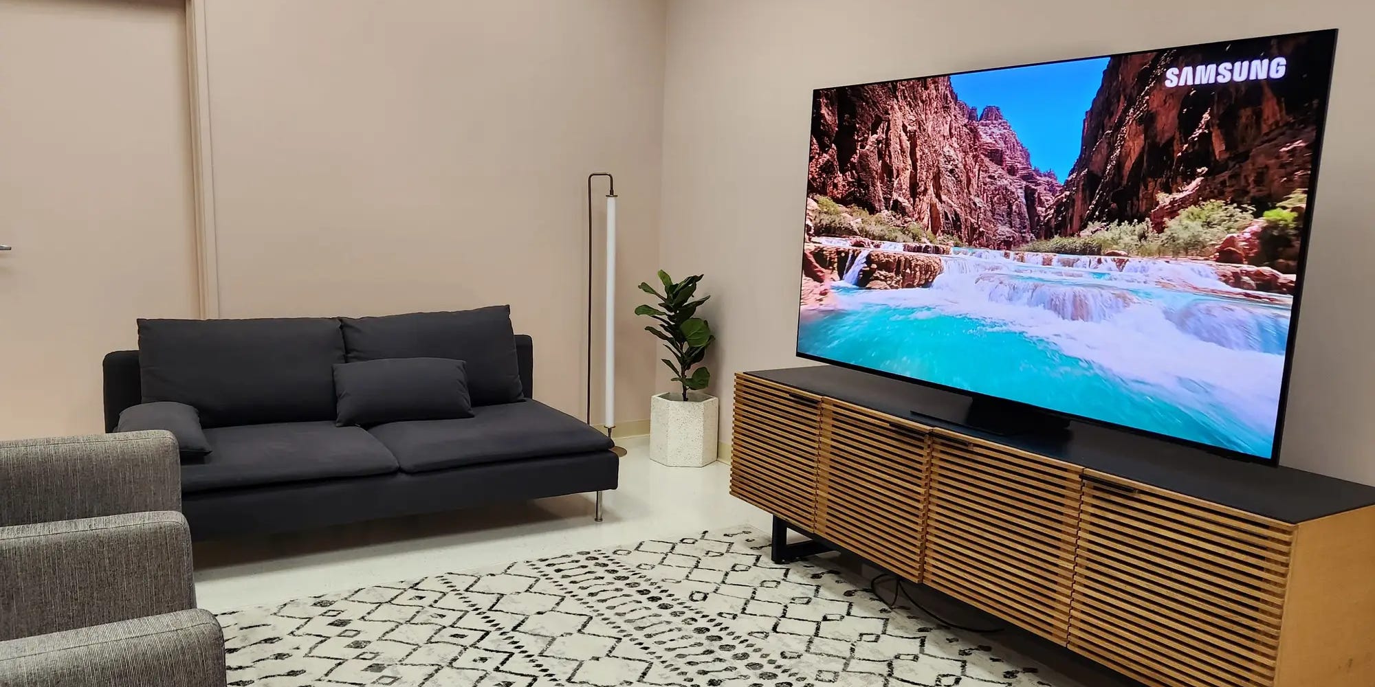 The 8 Best 4K TVs In 2024   AA1bEauP.img