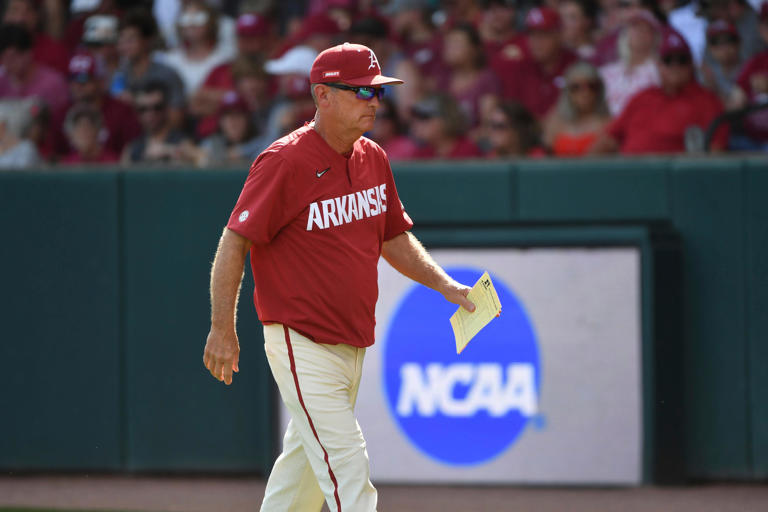 Kendall Diggs locks down permanent home in right field for Arkansas