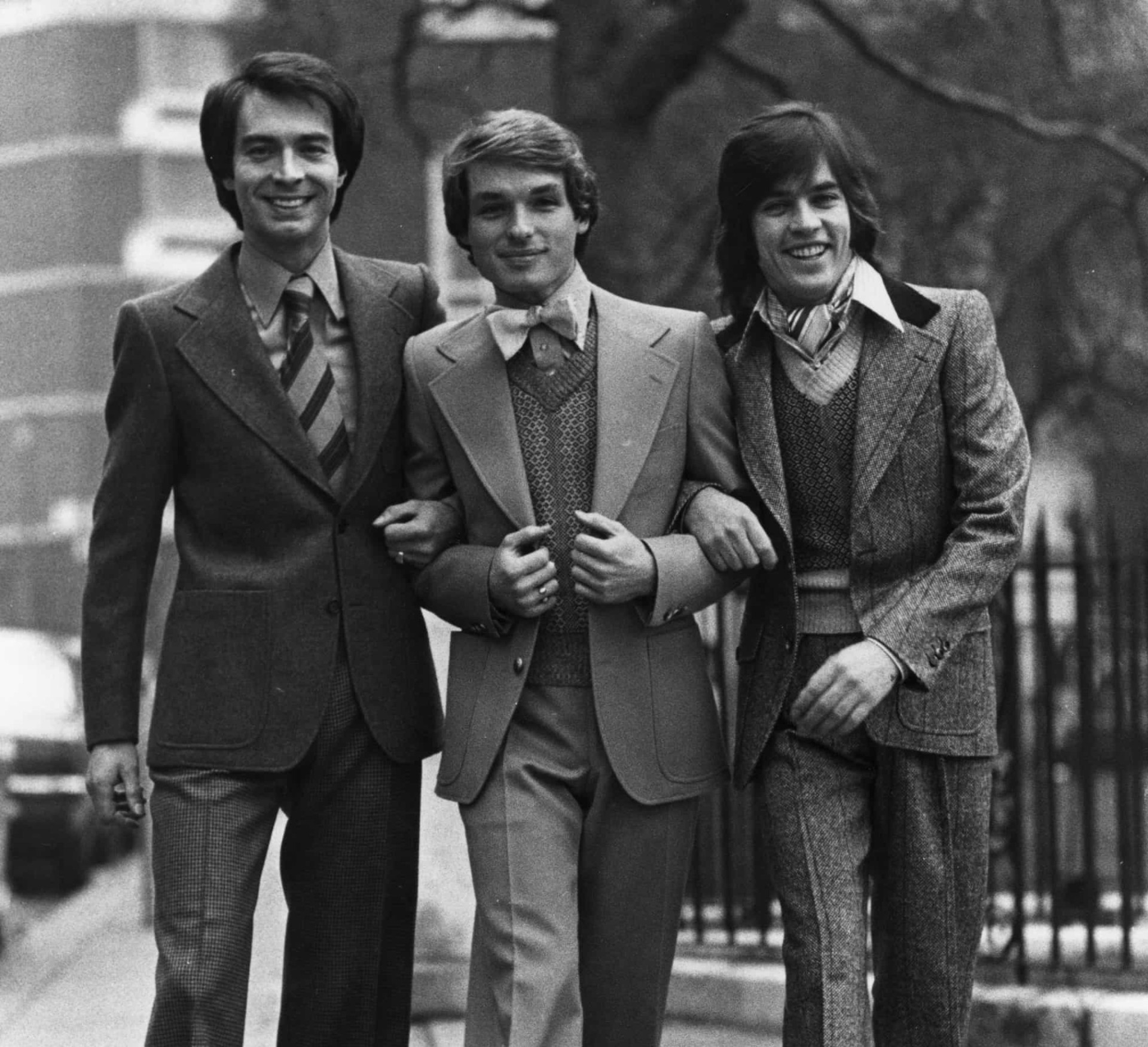 Here's Why You May Not Want to "Rope Drop" at Disney World