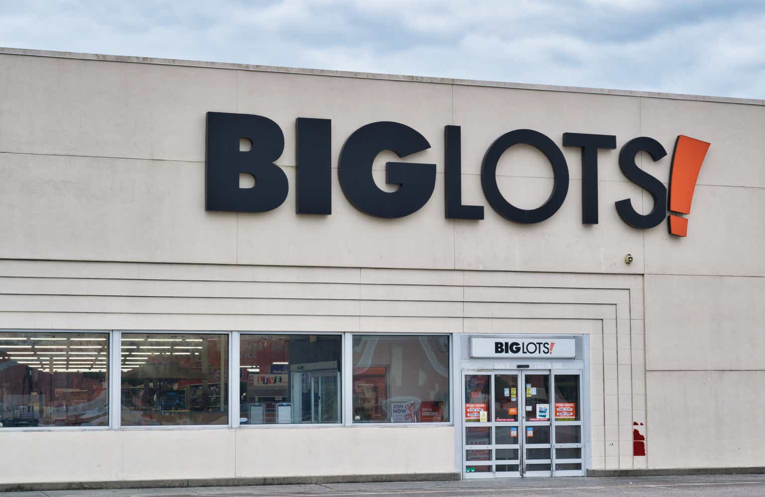 Big Lots opening buying offices in Asia to lower operations costs