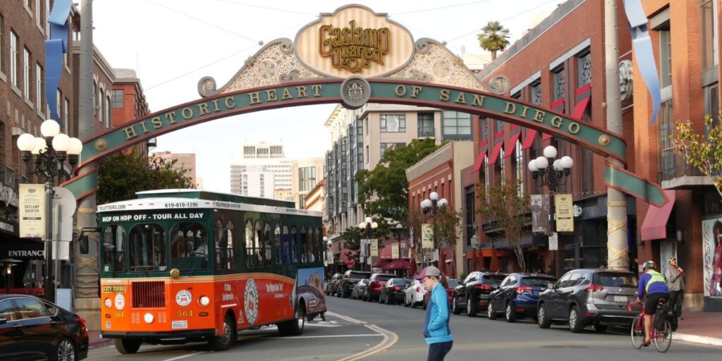 <p>The historic Gaslamp Quarter in downtown San Diego is a vibrant neighborhood with a lively mix of entertainment, dining, and <a href="https://wanderwithalex.com/us-cities-best-nightlife/">nightlife</a>. From trendy rooftop bars and upscale restaurants to beautiful Victorian architecture and art galleries, the <a href="https://www.gaslamp.org/" rel="noreferrer noopener">Gaslamp Quarter</a> offers cultural exploration by day and a fun night out come sunset. Explore boutique shops, visit the Gaslamp Museum, catch a show at the underground American Comedy Co., enjoy a drink at the bar, or hit the nightclubs for an evening of dancing. San Diego's Gaslamp District is a great place for all tastes and interests.</p>