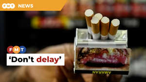The Consumers Association of Penang says the government must not delay the tabling of the Control of Smoking Product for Public Health Bill in the Dewan Rakyat.Read More: https://www.freemalaysiatoday.com/category/nation/2023/05/28/dont-delay-tabling-of-tobacco-bill-cap-tells-govt/Free Malaysia Today is an independent, bi-lingual news portal with a focus on Malaysian current affairs. Subscribe to our channel - http://bit.ly/2Qo08ry ------------------------------------------------------------------------------------------------------------------------------------------------------Check us out at https://www.freemalaysiatoday.comFollow FMT on Facebook: http://bit.ly/2Rn6xEVFollow FMT on Dailymotion: https://bit.ly/2WGITHMFollow FMT on Twitter: http://bit.ly/2OCwH8a Follow FMT on Instagram: https://bit.ly/2OKJbc6Follow FMT on TikTok : https://bit.ly/3cpbWKKFollow FMT Telegram - https://bit.ly/2VUfOrvFollow FMT LinkedIn - https://bit.ly/3B1e8lNFollow FMT Lifestyle on Instagram: https://bit.ly/39dBDbe------------------------------------------------------------------------------------------------------------------------------------------------------Download FMT News App:Google Play – http://bit.ly/2YSuV46App Store – https://apple.co/2HNH7gZHuawei AppGallery - https://bit.ly/2D2OpNP#FMTNews #ConsumersAssociationPenang #DewanRakyat #Bill #Smoking #GEG