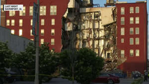 Apartment building partially collapses in Iowa