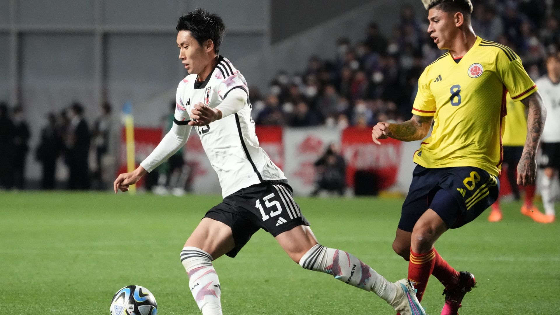Kamada es el segundo japonés que juega en el AC Milan, después de Keisuke Honda.