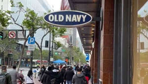 Worker: Closing downtown Old Navy store victim of 'out-of-control' shoplifting