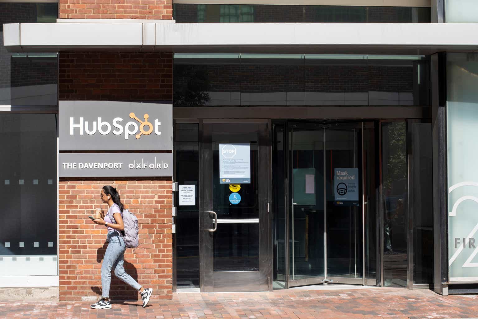 HubSpot Ticks Higher Amid Takeover Speculation