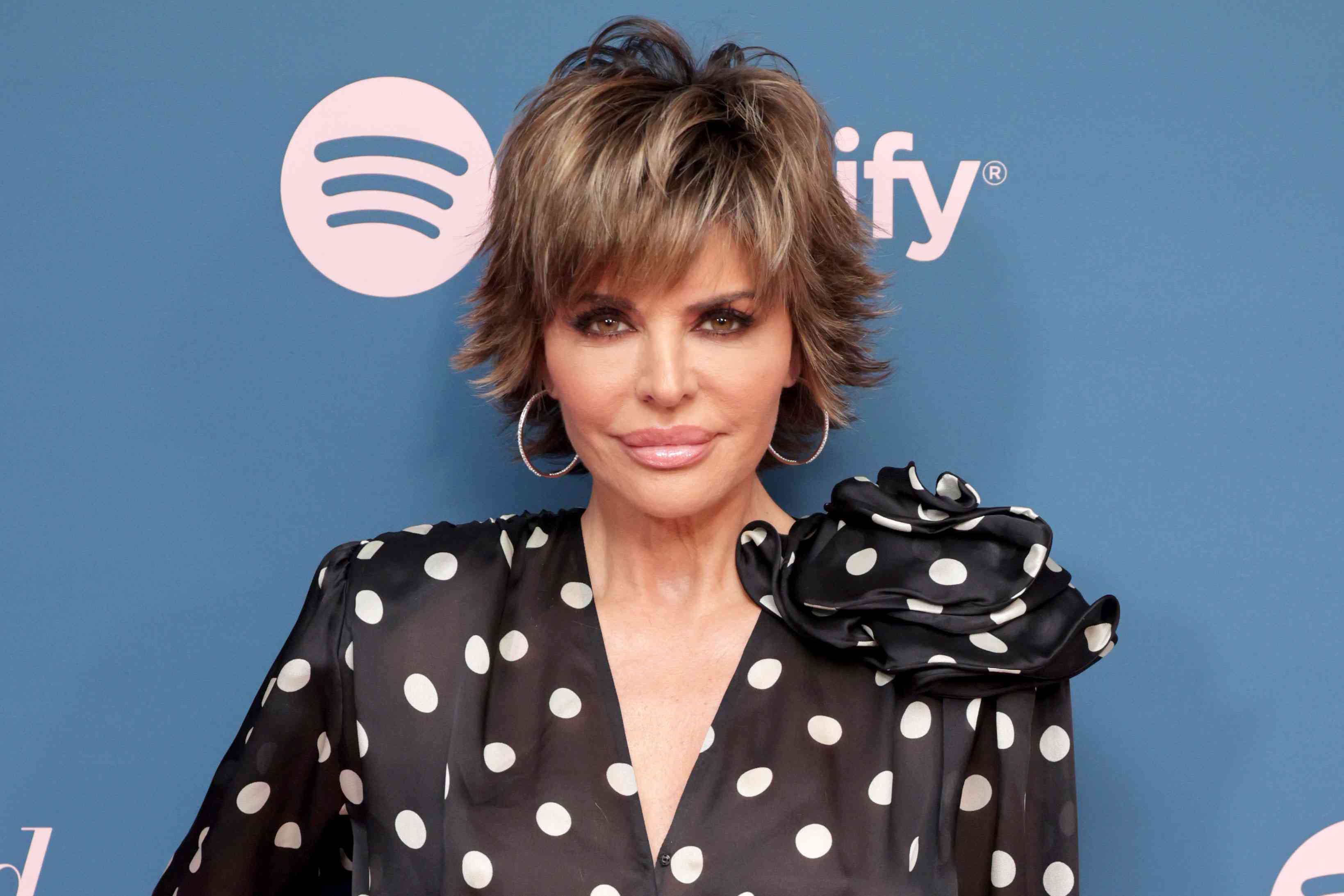 Lisa Rinna's Signature 'Do Was Sparked by a Breakup — and Her Infamous ...
