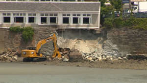 North Shore restaurant to reopen a month after seawall collapse