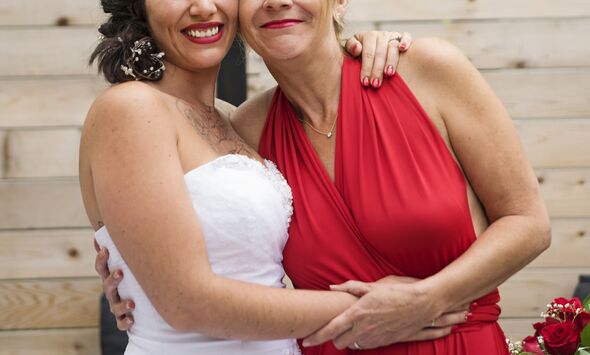 wearing white as a wedding guest