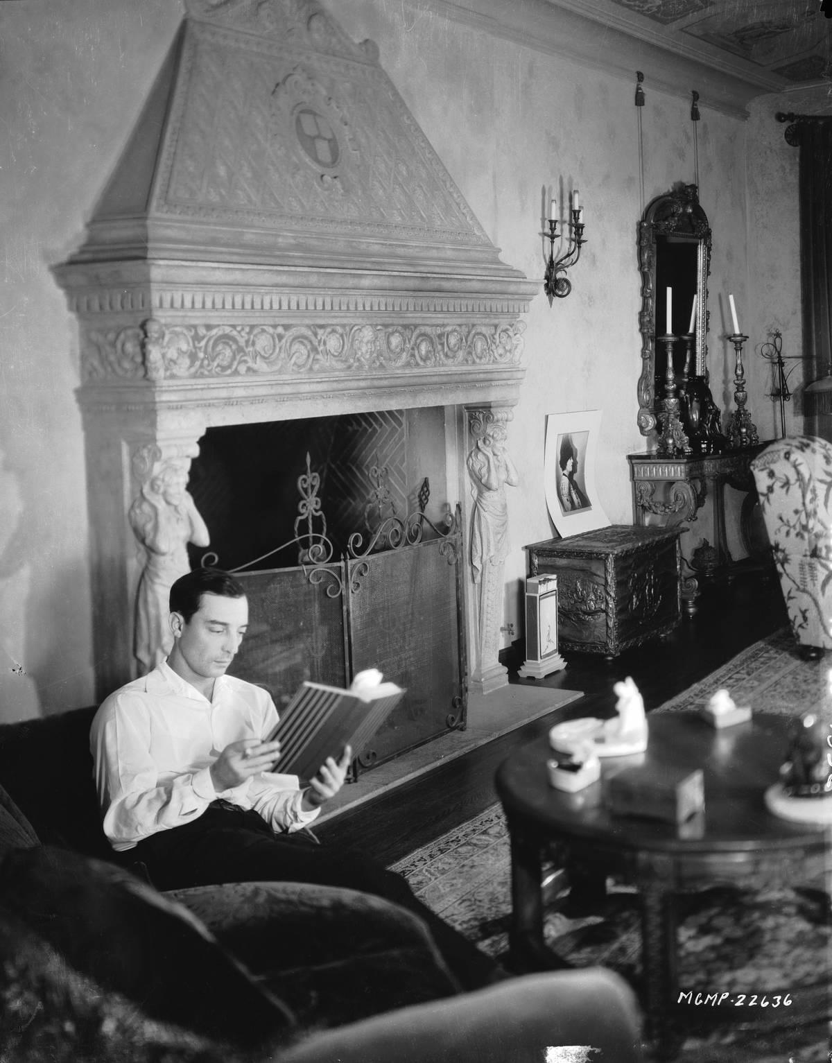 <p>Buster Keaton's mansion cost $5 million in 1926, which was a pretty penny at the time— even for the world's most successful silent film star. </p> <p>The elaborate mansion was extravagant on the exterior, with a fountain out front, a pool in the rear, and a private spa. The home is also equipped with a gym and study.</p>
