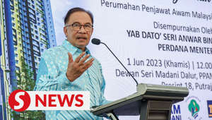 At the launch of the welfare and education fund under the Yayasan Wilayah Persekutuan on Thursday, Prime Minister Datuk Seri Anwar Ibrahim said the government had decided to embark on a transparency and accountability exercise in Yayasan Wilayah Persekutuan, and the measures will include roping in professionals with corporate governance experience.Read more at https://shorturl.at/giuSY WATCH MORE: https://thestartv.com/c/newsSUBSCRIBE: https://cutt.ly/TheStarLIKE: https://fb.com/TheStarOnline