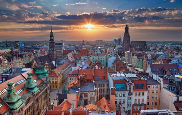 Wrocław is one of the most charming cities in Poland. Here are the 11 best things to do in Wroclaw Poland that you can't miss.