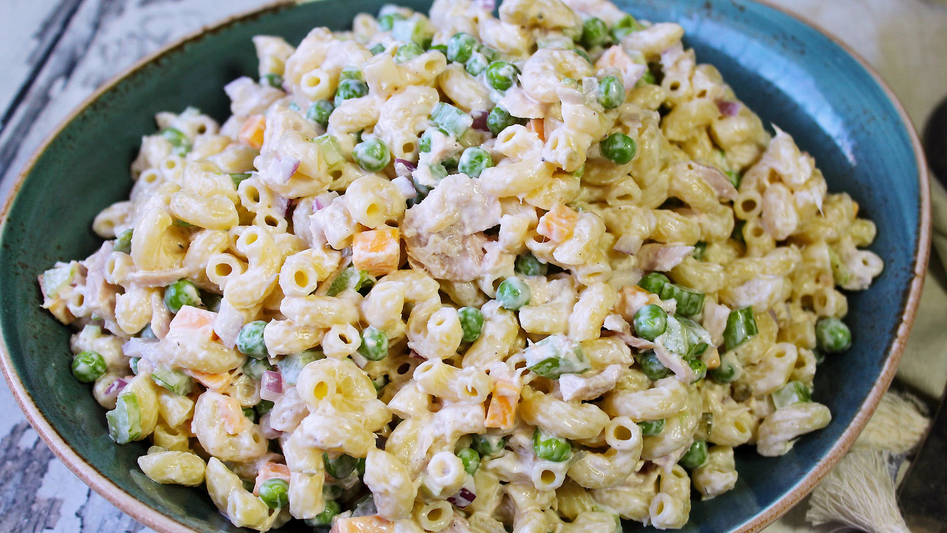 Creamy, Full Of Texture And Flavor, We Loved This Tuna Macaroni Salad ...