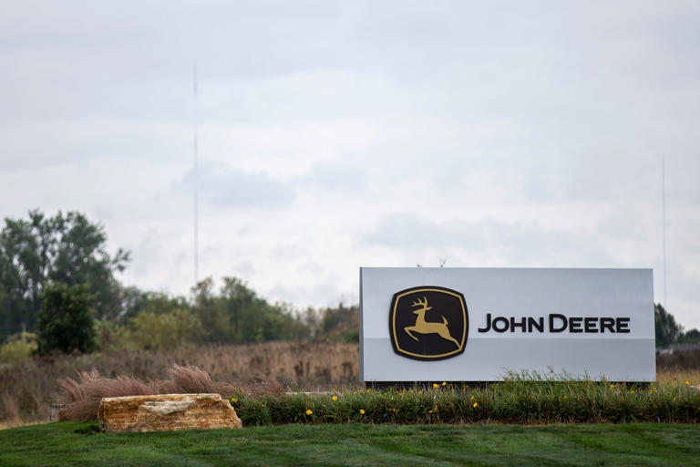 Earnings forecast down, Deere announces layoffs in Waterloo. How many