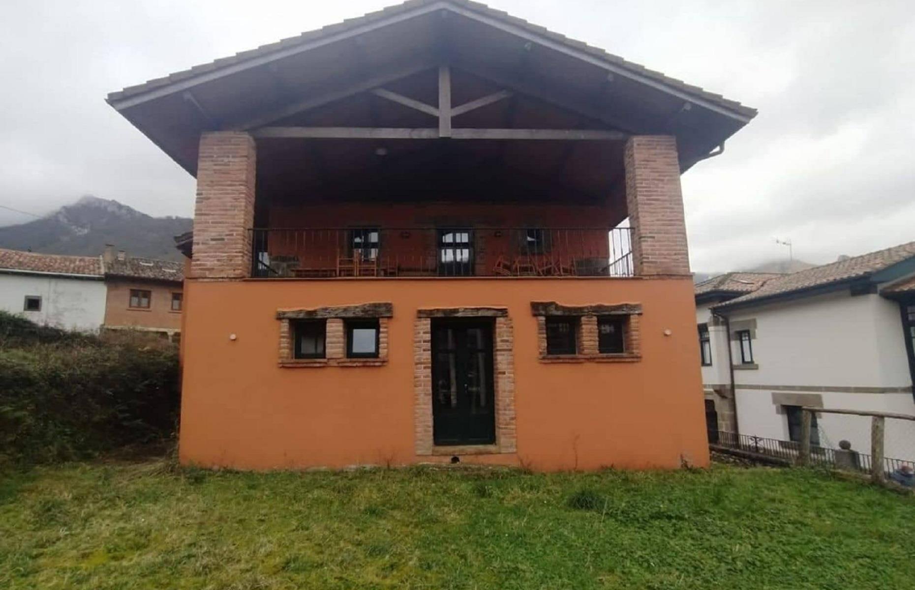 American Places That Will PAY You To Live There