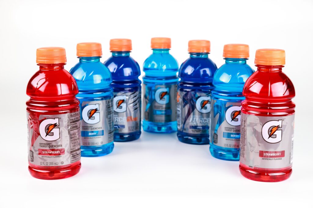 <p><span>Sports drinks may be marketed as a way to replenish electrolytes and stay hydrated during exercise, but many are also high in added sugars and calories. Most people drink enough water to stay hydrated during moderate exercise. Only use sports drinks for intense workouts lasting more than an hour.</span></p>