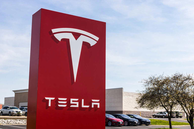 Azoria Partners delays Tesla ETF launch after Musk unveils new