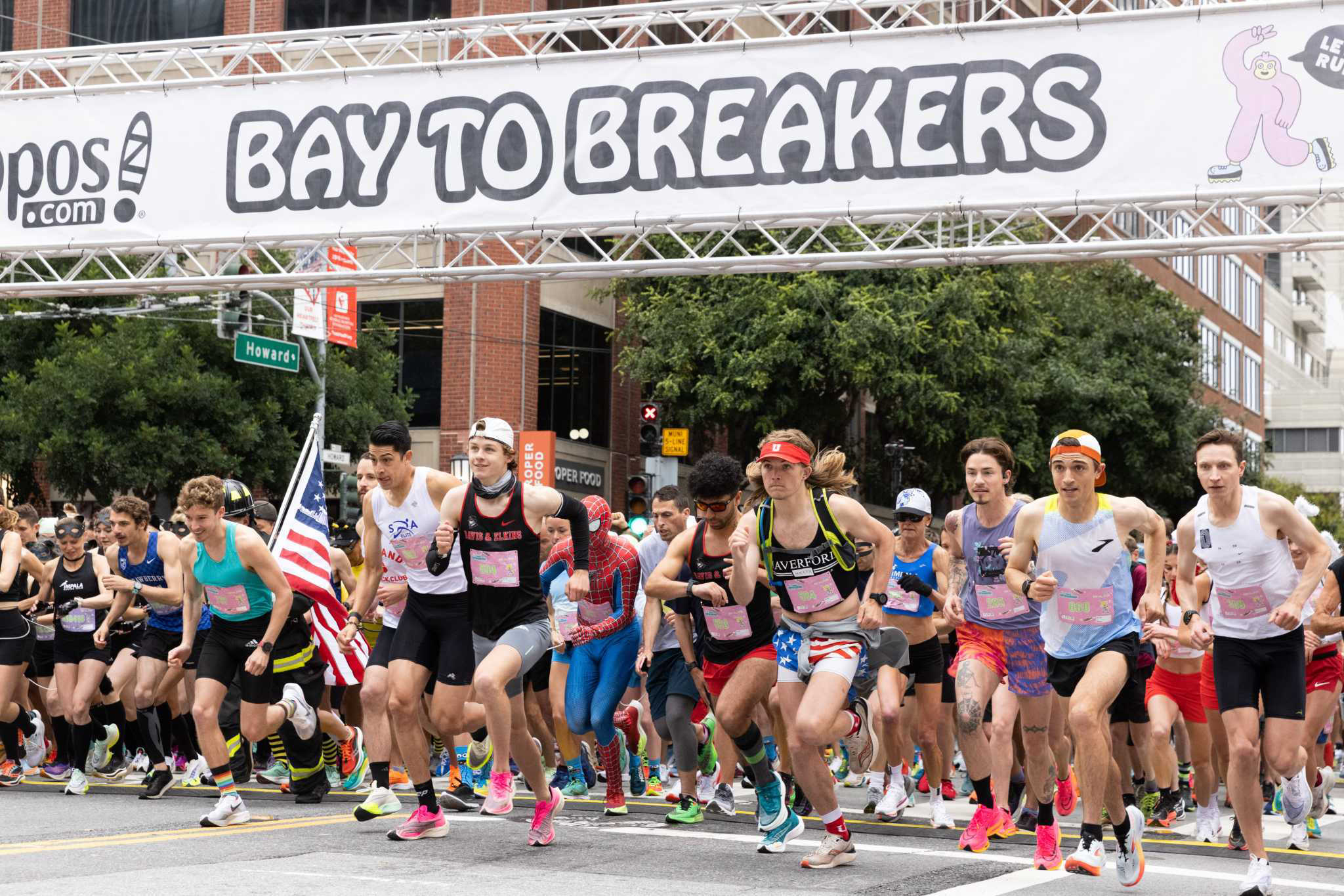 Bay to Breakers off and running in S.F. Here’s a look at the racers