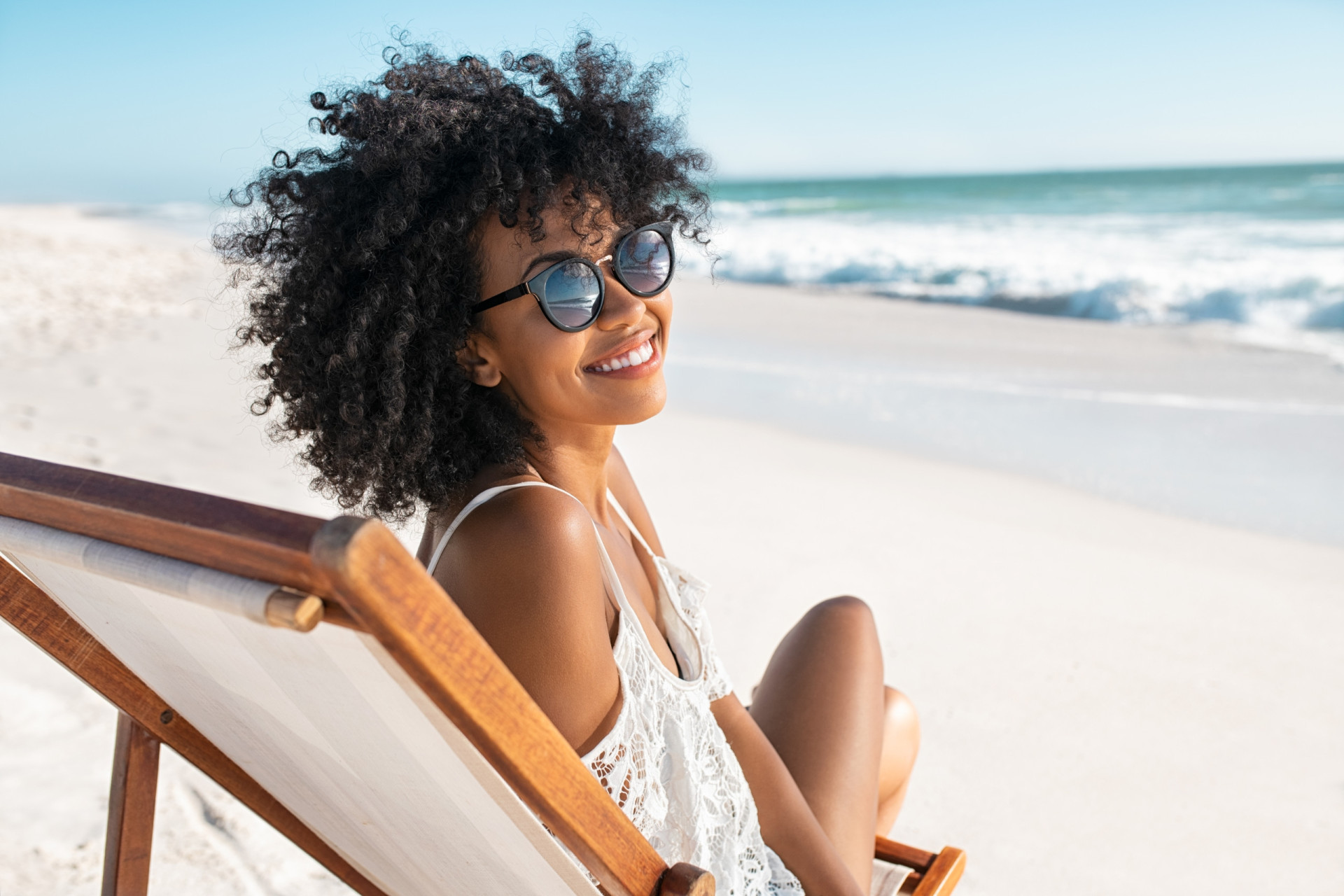 <p>Ultraviolet rays are best combated by a good pair of sunglasses and a healthy coating of sunscreen. To avoid the chances of developing an eye or skin condition, make sure you always have these tools handy when you head to the beach.</p><p>You may also like:<a href="https://www.starsinsider.com/n/481753?utm_source=msn.com&utm_medium=display&utm_campaign=referral_description&utm_content=550315en-us"> The beautiful Brazilian island with a terrifying backstory</a></p>