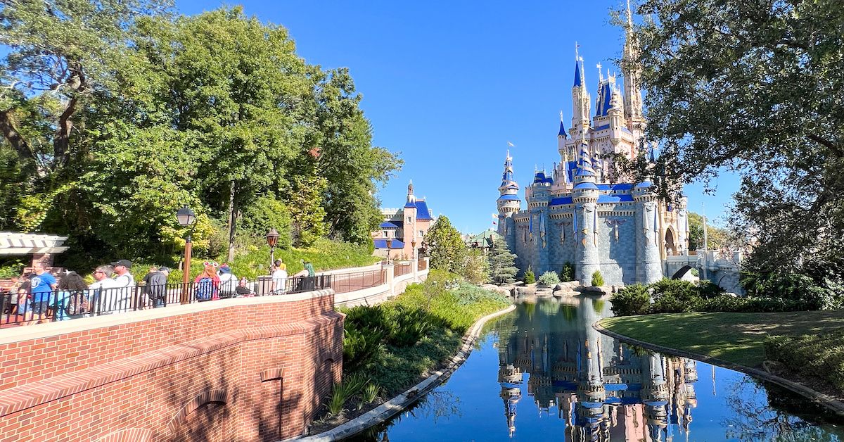 <p> The family trip to Disney World is a rite of passage for many American kids, especially those in the middle class. </p><p>That said, the pilgrimage to the happiest place on earth is not cheap. There are plane tickets, park passes, hotel accommodations, and more to consider. </p> <p> If you’re headed to Disney World, here are a few ways you can save money without missing out on any of the fun.</p><p>  <p class=""><a href="https://financebuzz.com/earn-with-inboxdollars?utm_source=msn&utm_medium=feed&synd_slide=1&synd_postid=11714&synd_backlink_title=Get+paid+up+to+%24225+a+month+while+watching+viral+videos&synd_backlink_position=1&synd_slug=earn-with-inboxdollars">Get paid up to $225 a month while watching viral videos</a></p>  </p>