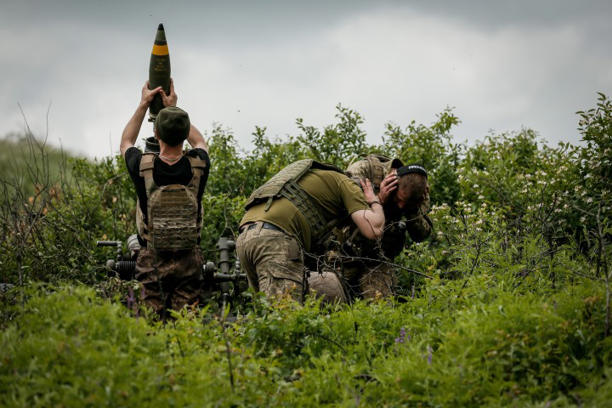 Ukrainian forces near the frontline in eastern Ukraine amid Russia's invasion