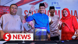 Former Negri Sembilan mentri besar Tan Sri Mohd Isa Abdul Samad is unlikely to be fielded as a candidate in the coming state election, said Datuk Asyraf Wajdi Dusuki.The Umno secretary-general said that on Friday (June 2) when asked to comment on Mohd Isa’s returning to the party and to politics, adding that the party hopes Mohd Isa can still contribute to the election campaign.Meanwhile, Asyraf also said he has not seen any formal apology or appeal from former Pasir Salak MP Datuk Seri Tajuddin Abdul Rahman against his suspension from Umno last year.WATCH MORE: https://thestartv.com/c/newsSUBSCRIBE: https://cutt.ly/TheStarLIKE: https://fb.com/TheStarOnline