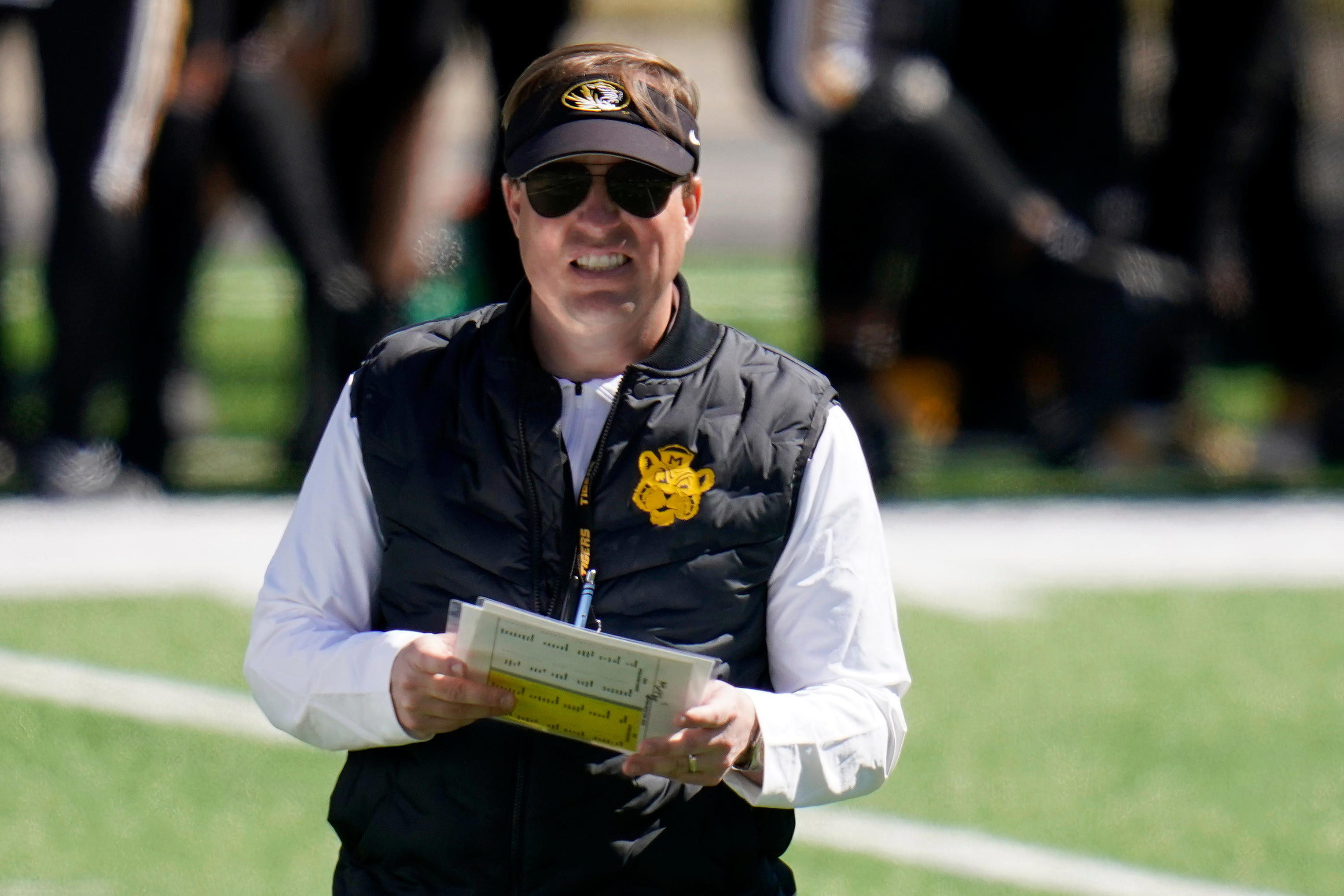 Missouri football Tigers land two commitments for 2024 recruiting class